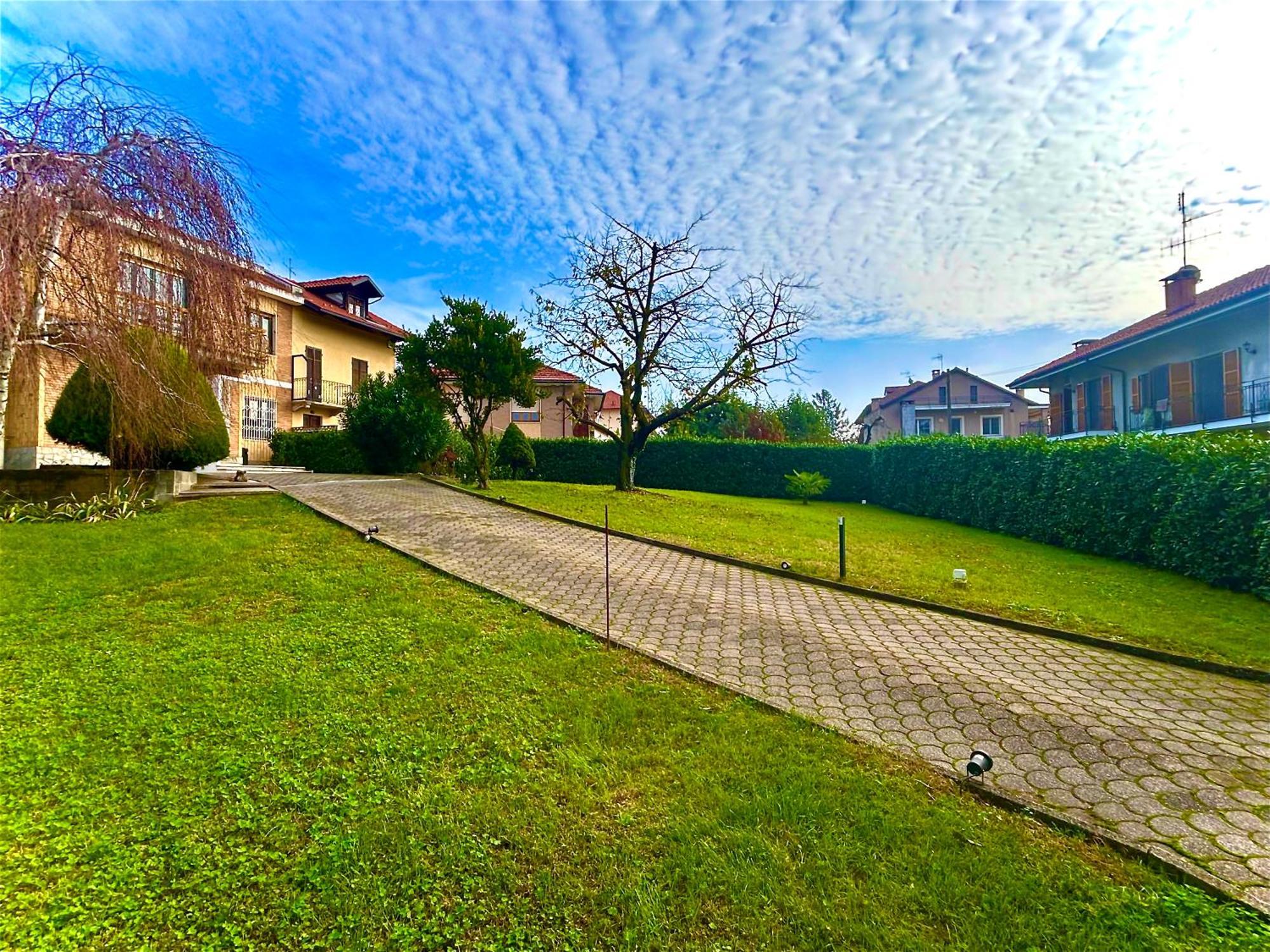 Ferienwohnung I Ciliegi Moncalieri Exterior foto