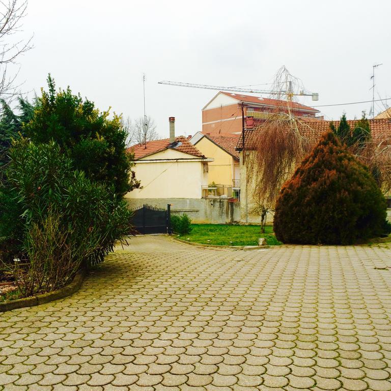 Ferienwohnung I Ciliegi Moncalieri Exterior foto